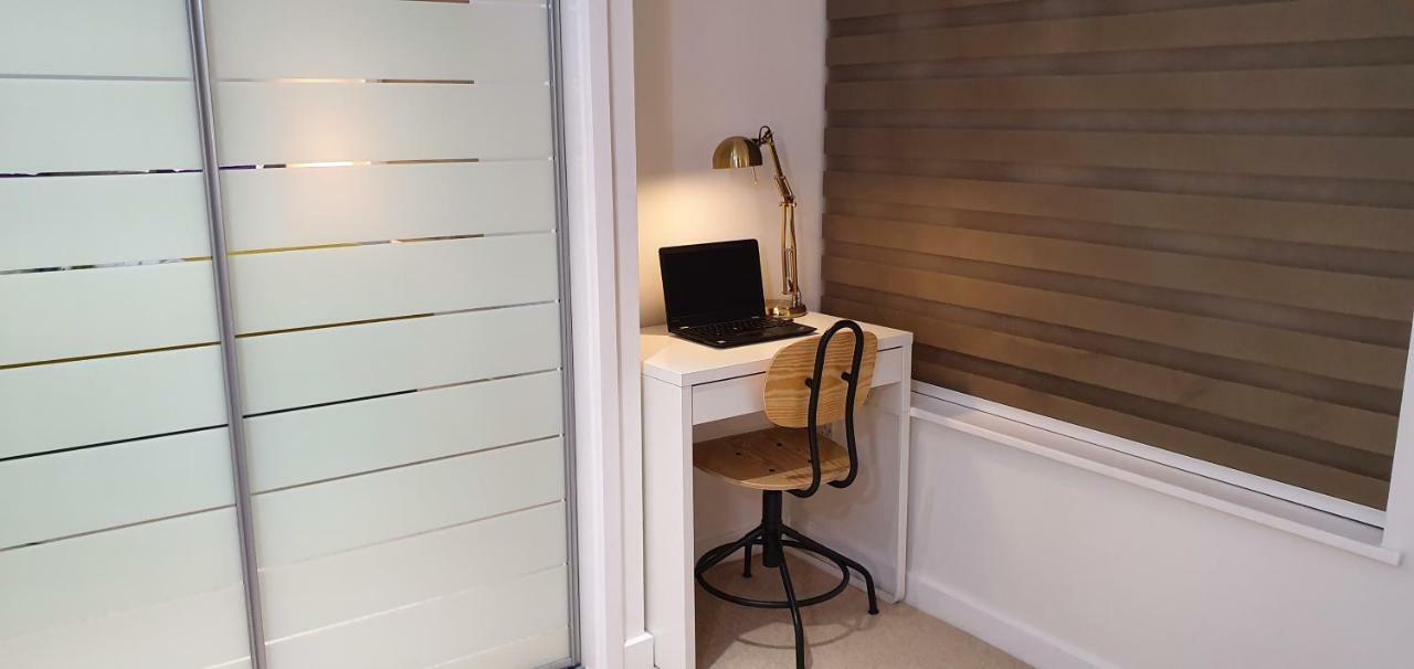 Northampton 2 Bedroom Town Centre Apartment Close To University, Hospitals, Brackmills Buitenkant foto